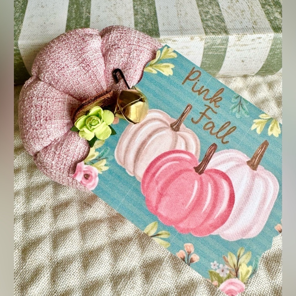 New Halloween Autumn Pink Fall Tweed Fabric Pumpkin w/ Tag, Flower, Bell - 3.25"